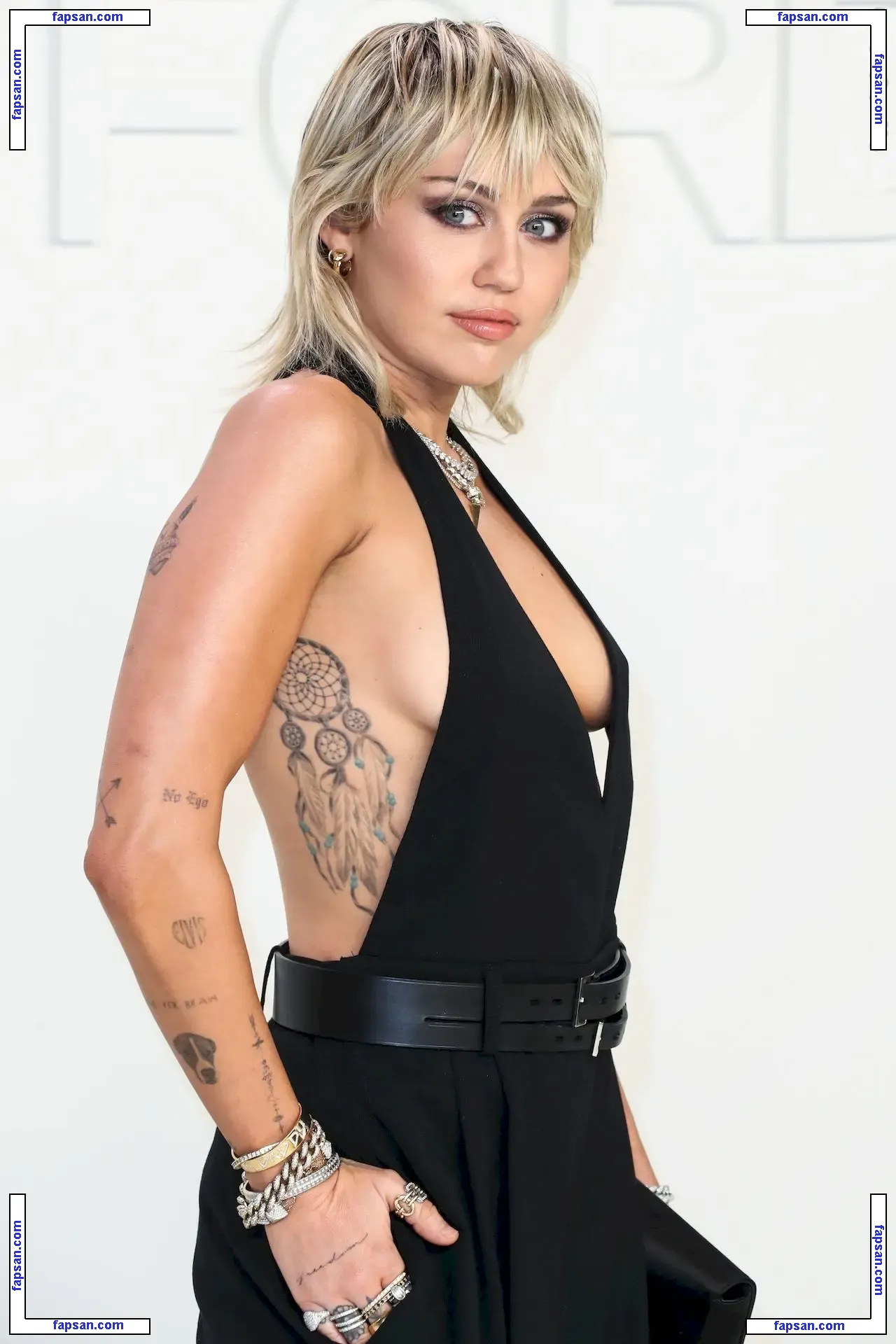 Miley Cyrus nude photo #3474 from OnlyFans