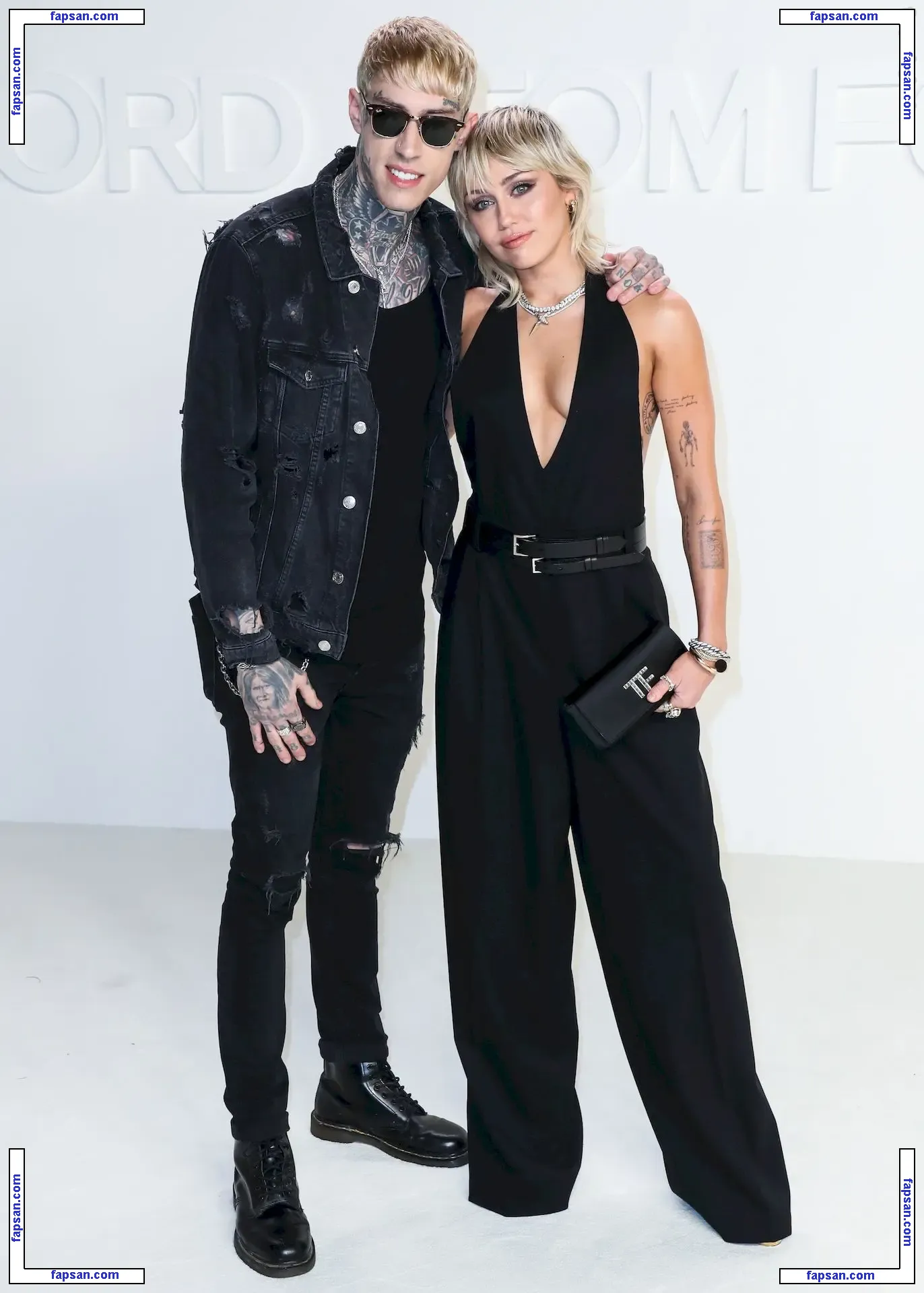 Miley Cyrus nude photo #3477 from OnlyFans