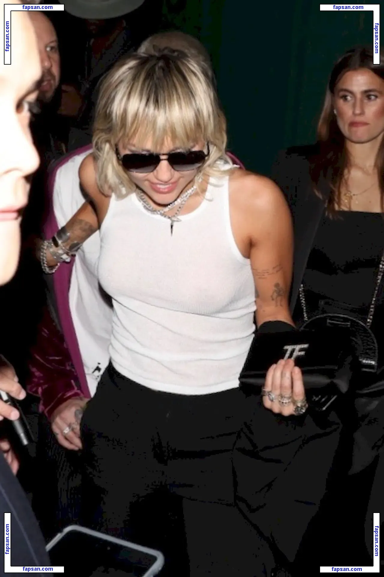 Miley Cyrus nude photo #3487 from OnlyFans