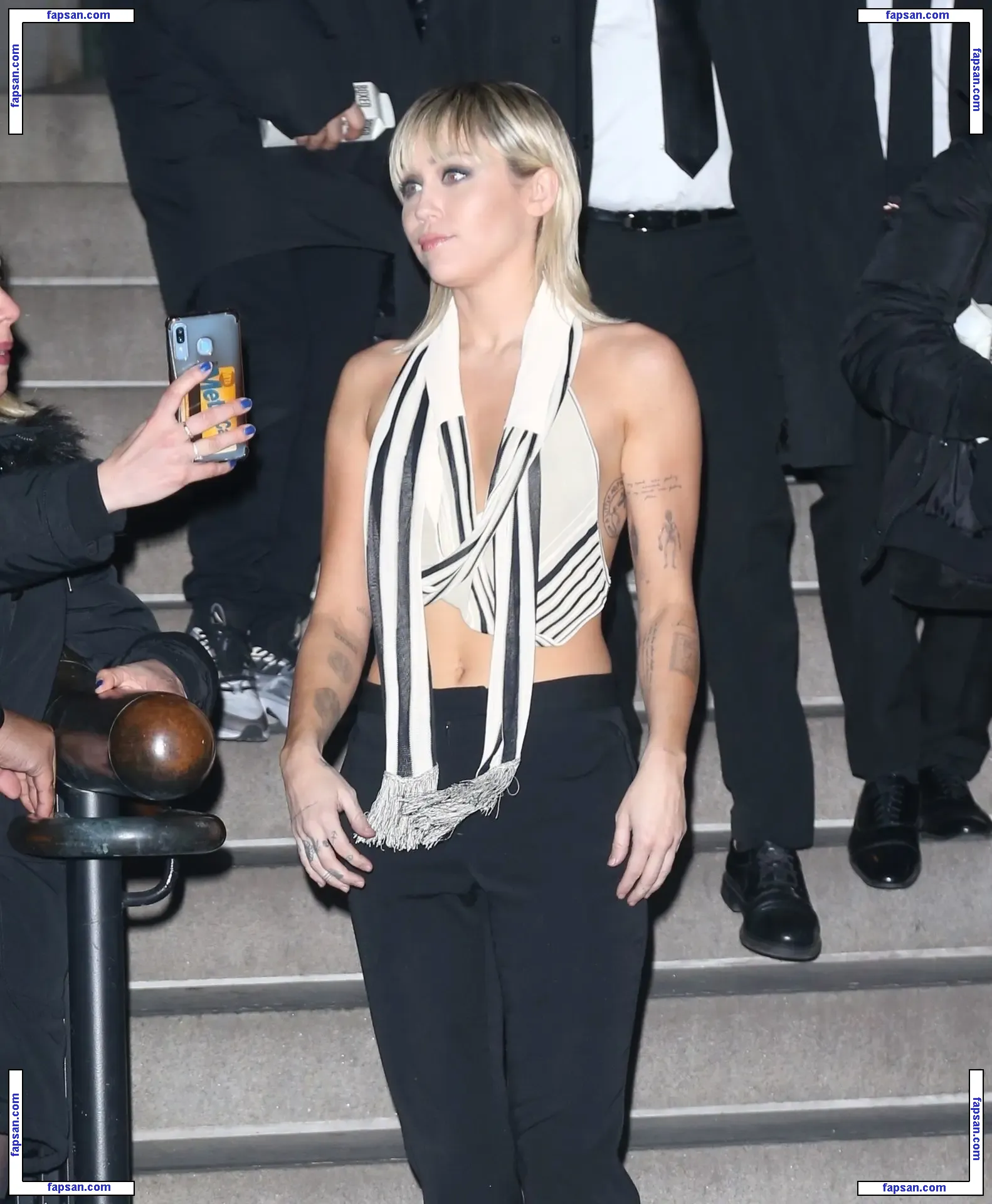 Miley Cyrus nude photo #3667 from OnlyFans