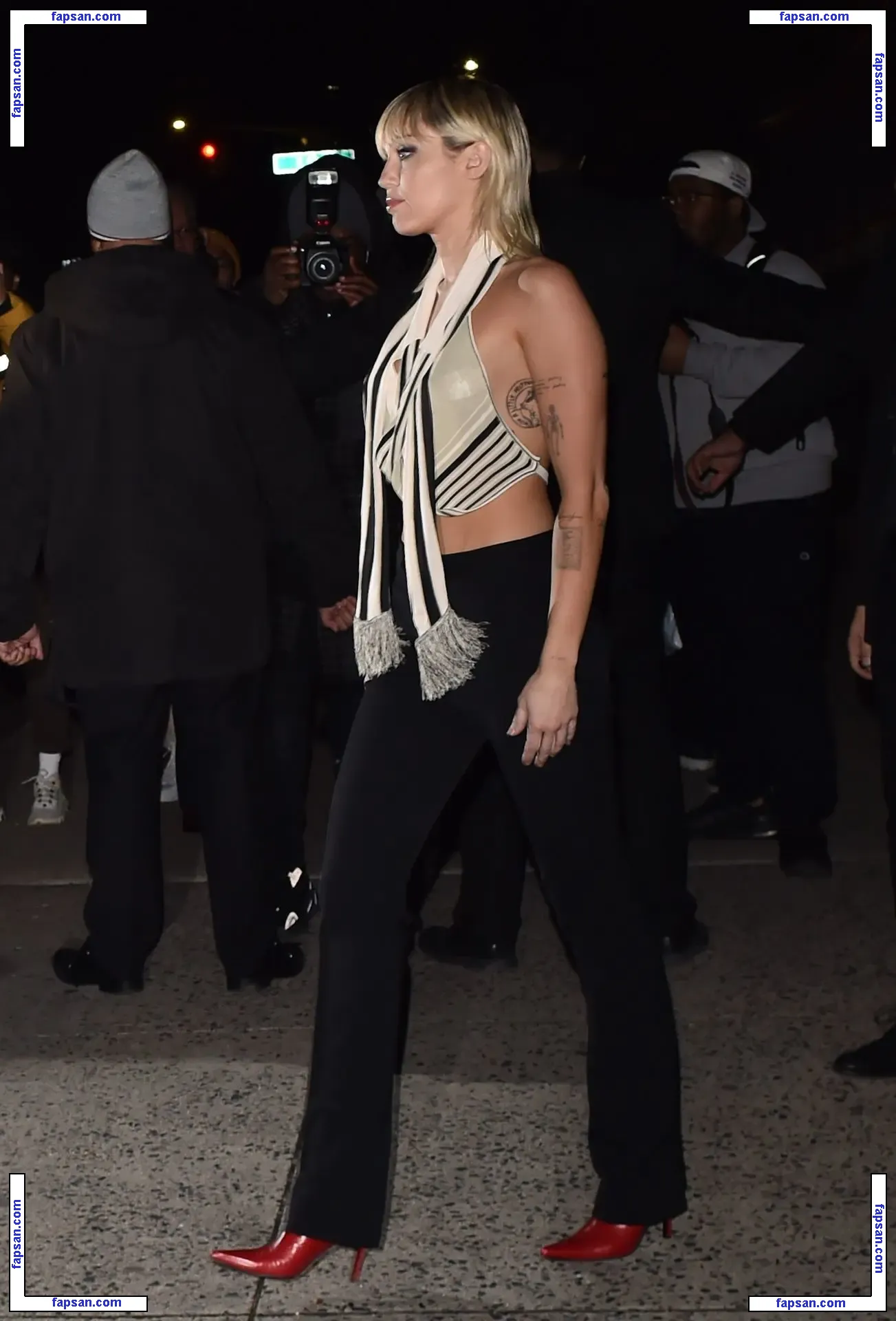 Miley Cyrus nude photo #3741 from OnlyFans