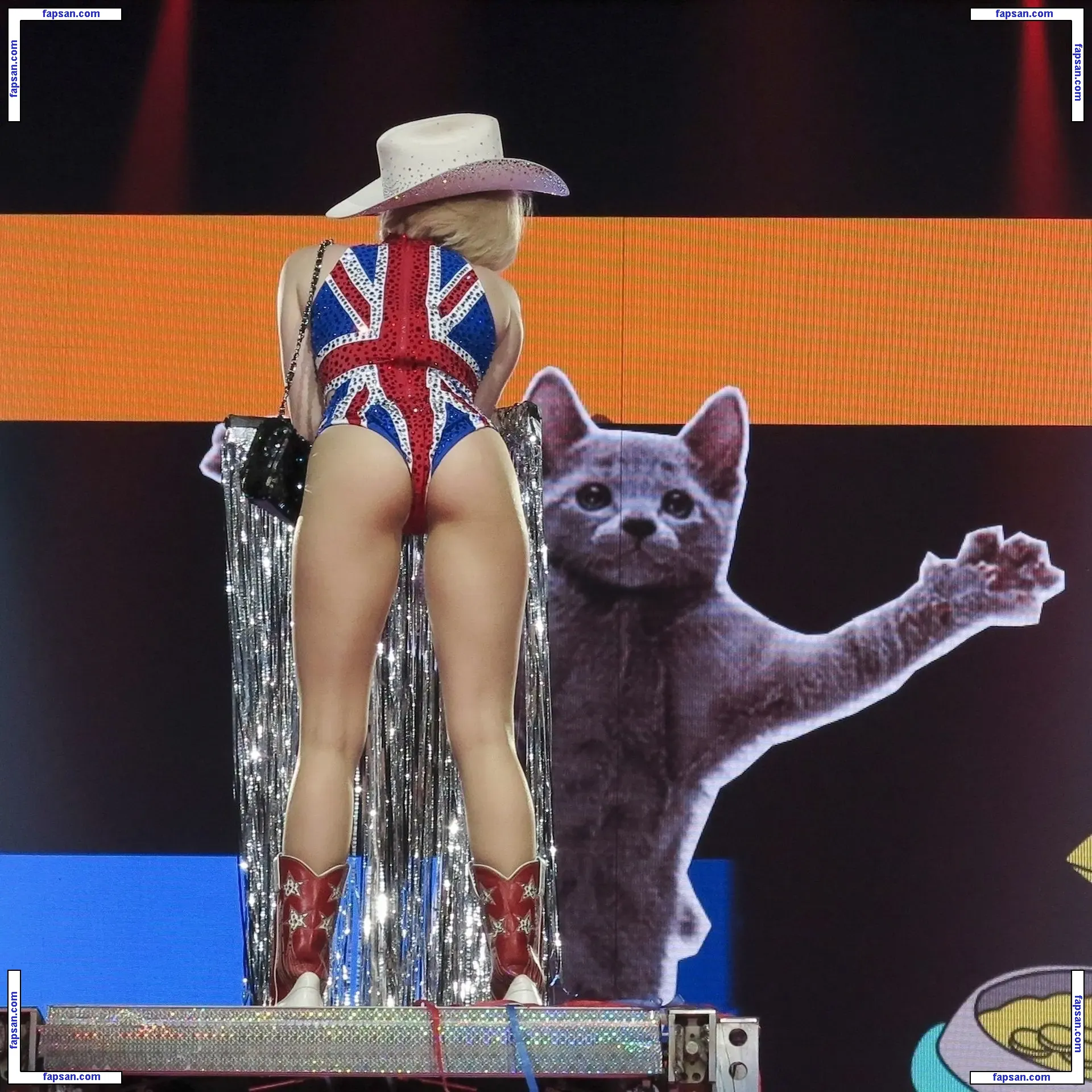 Miley Cyrus nude photo #3885 from OnlyFans