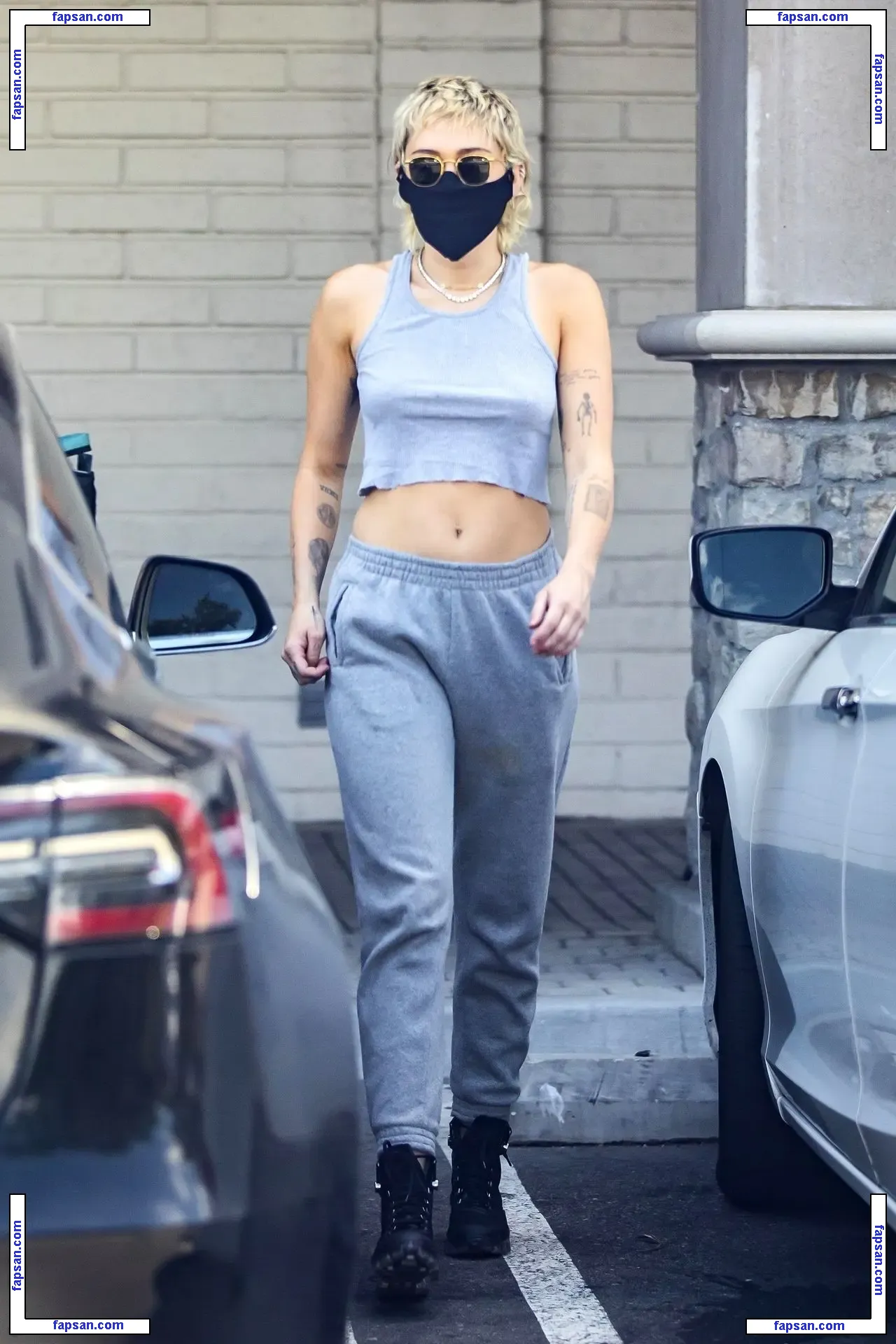 Miley Cyrus nude photo #3943 from OnlyFans