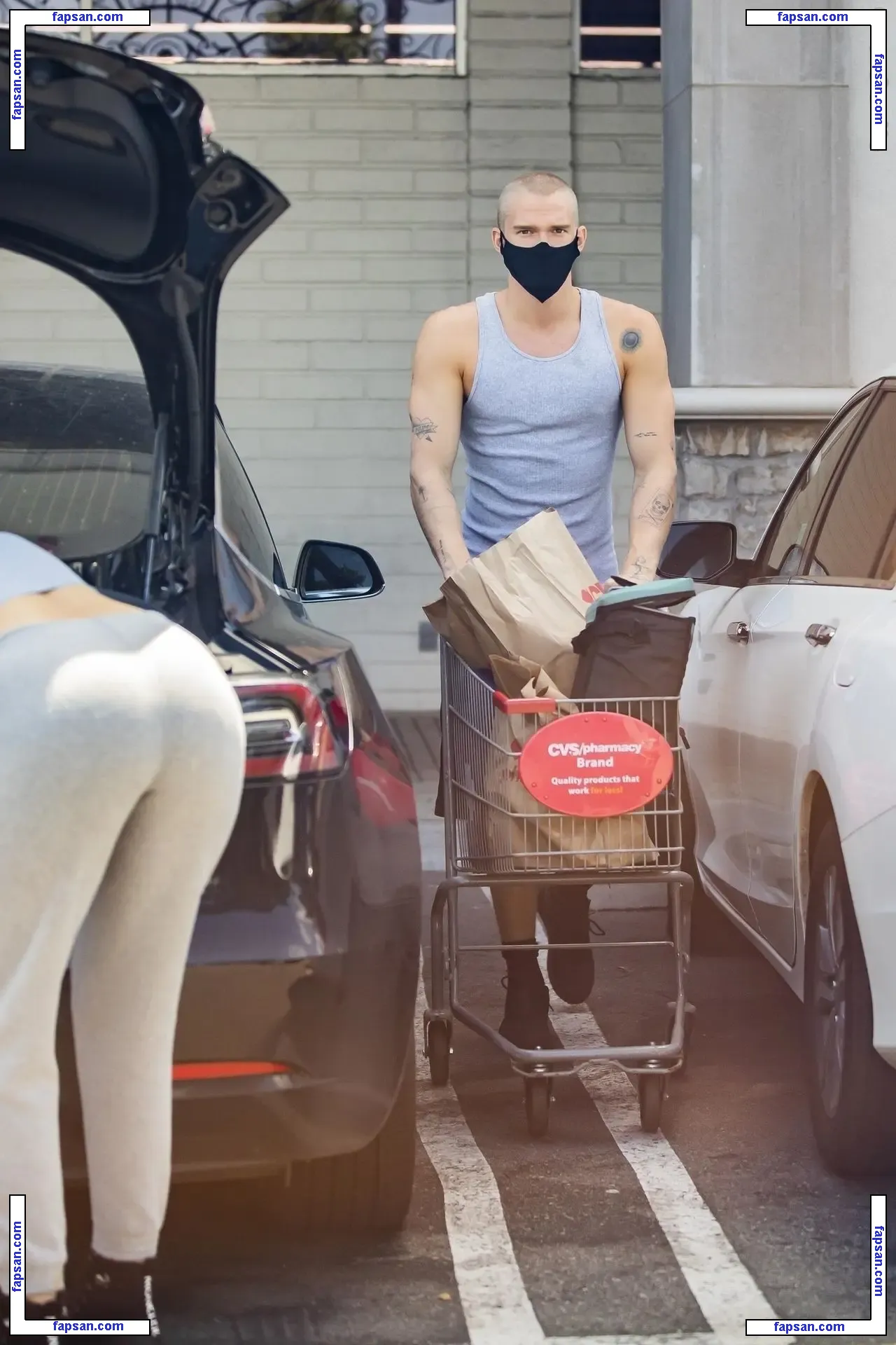Miley Cyrus nude photo #3957 from OnlyFans