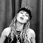 Miley Cyrus nude #3087