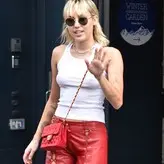 Miley Cyrus nude #3553