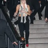 Miley Cyrus nude #3656
