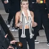 Miley Cyrus nude #3659