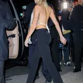 Miley Cyrus nude #3695