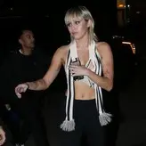 Miley Cyrus nude #3724