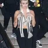 Miley Cyrus nude #3767