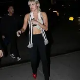 Miley Cyrus nude #3800