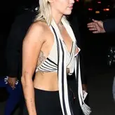 Miley Cyrus nude #3828