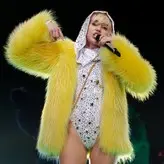 Miley Cyrus nude #3879