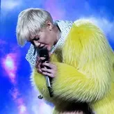 Miley Cyrus nude #3881