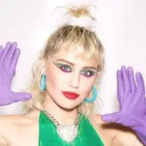 Miley Cyrus nude #3905