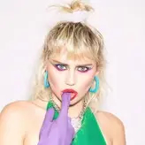 Miley Cyrus nude #3914