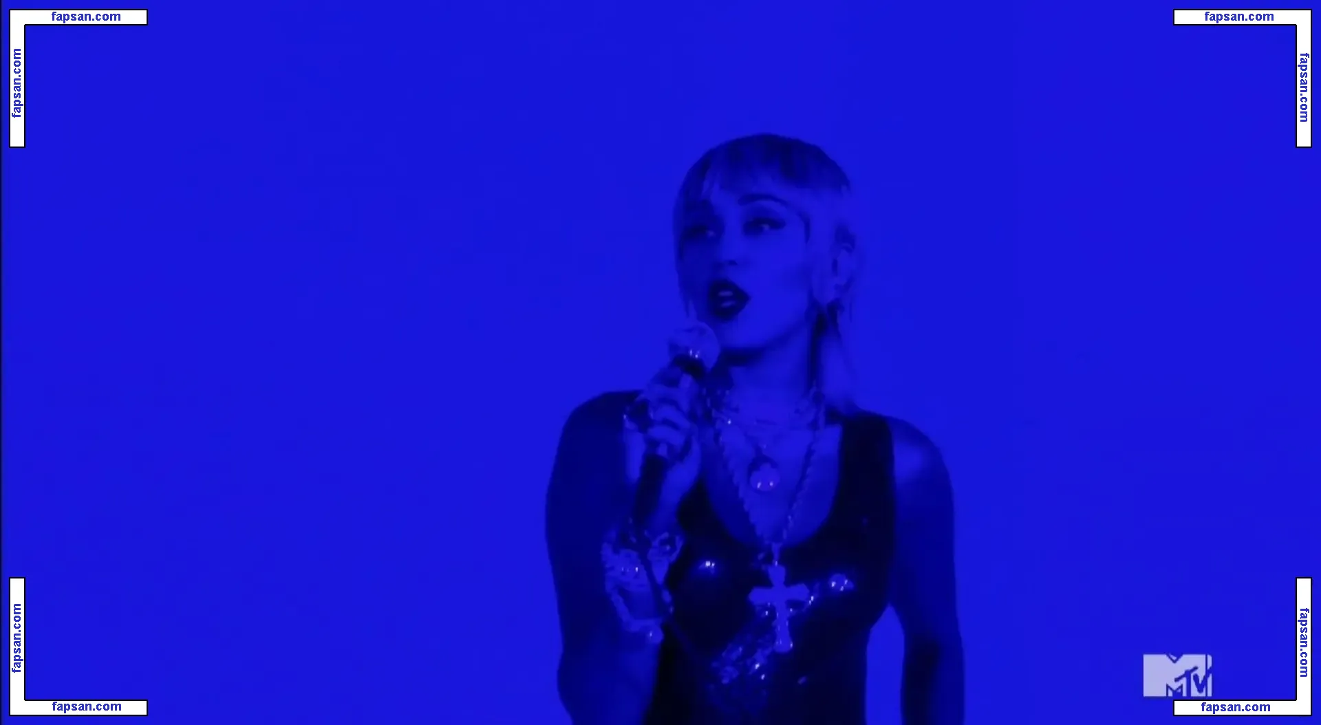 Miley Cyrus nude photo #4002 from OnlyFans