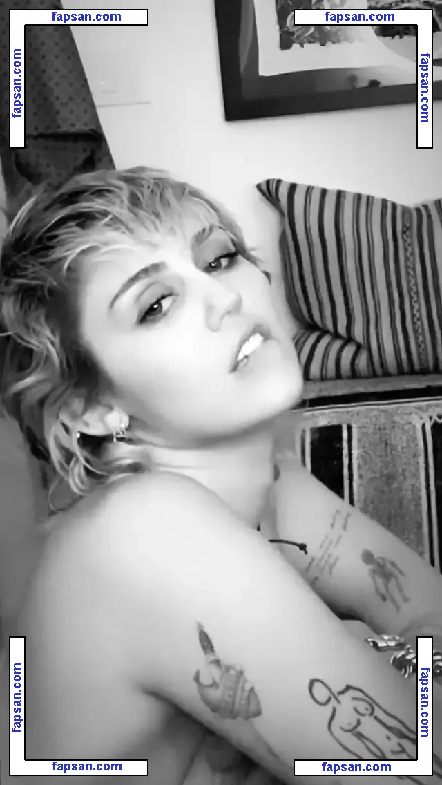 Miley Cyrus nude photo #4037 from OnlyFans
