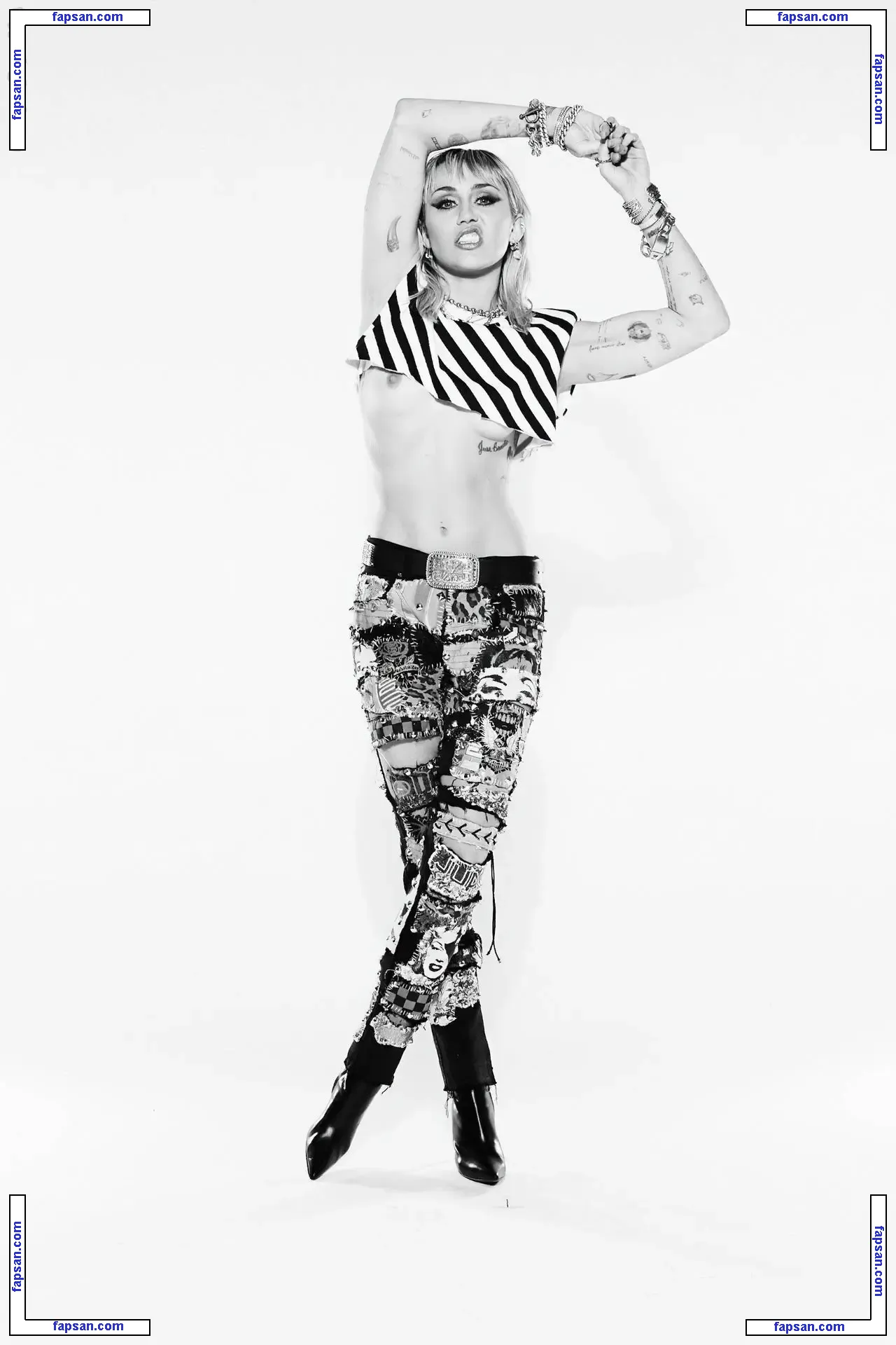 Miley Cyrus nude photo #4222 from OnlyFans