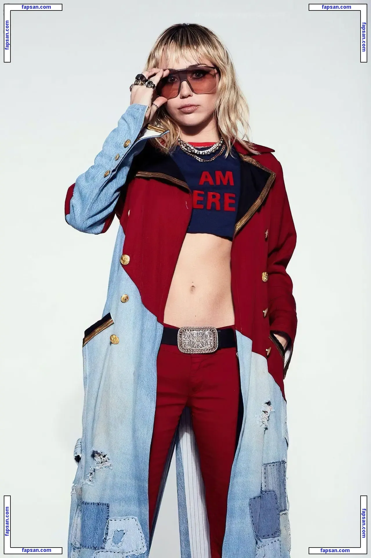 Miley Cyrus nude photo #4236 from OnlyFans