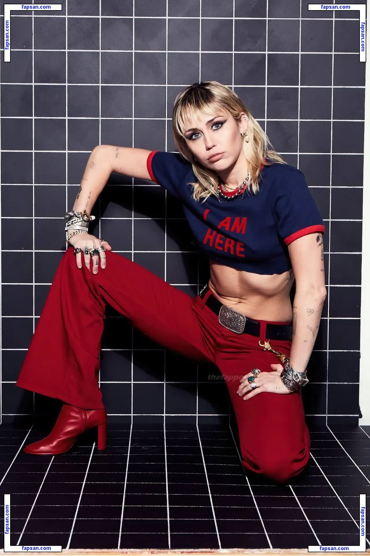 Miley Cyrus nude photo #4264 from OnlyFans