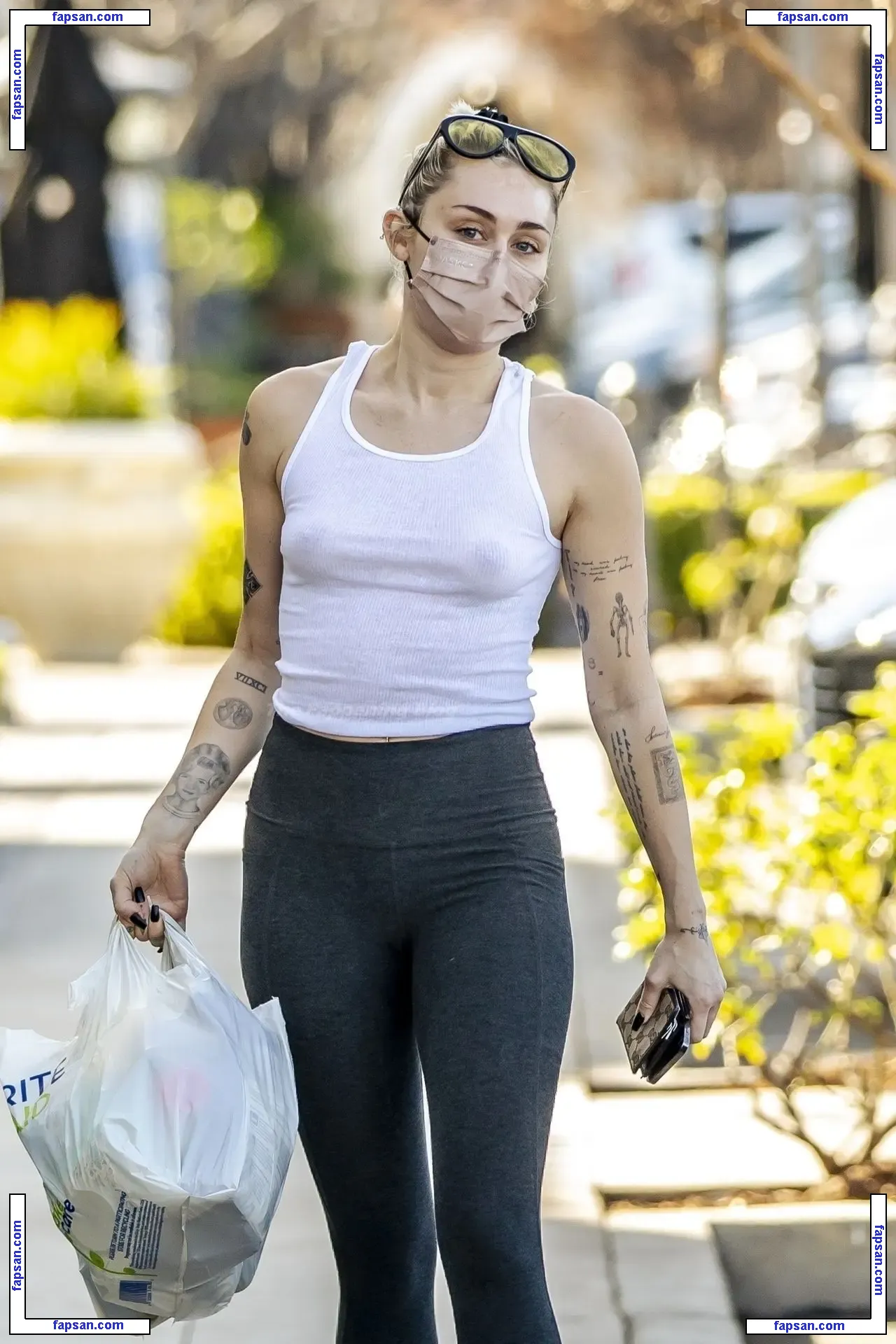 Miley Cyrus nude photo #4362 from OnlyFans