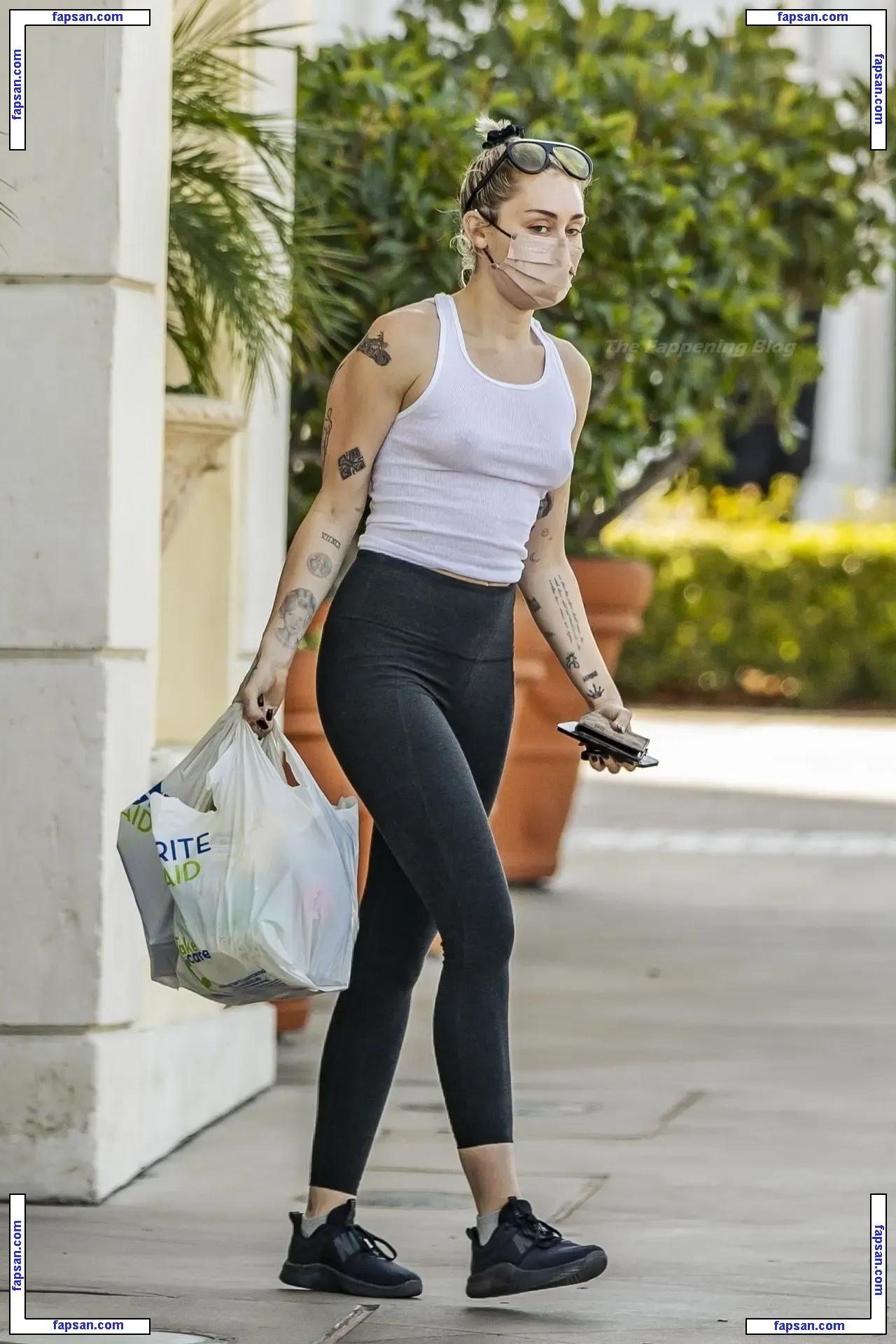 Miley Cyrus nude photo #4366 from OnlyFans