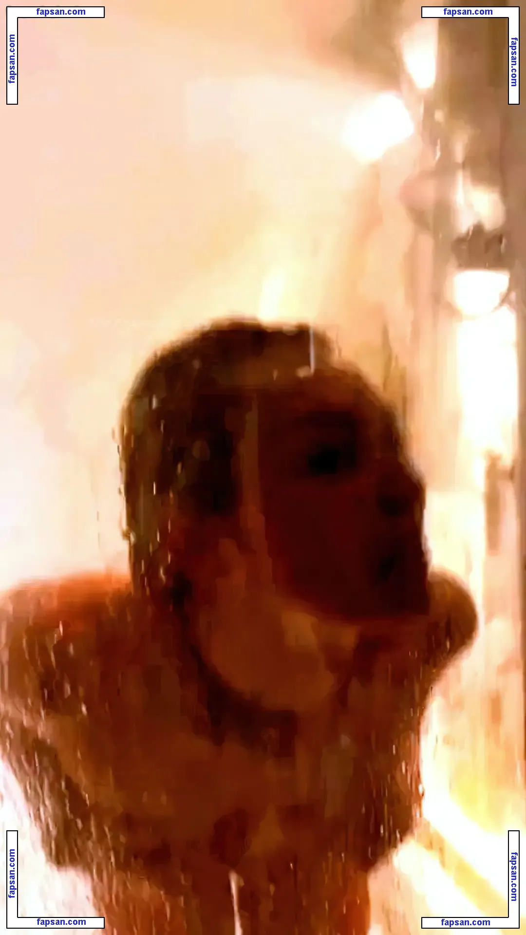 Miley Cyrus nude photo #4419 from OnlyFans