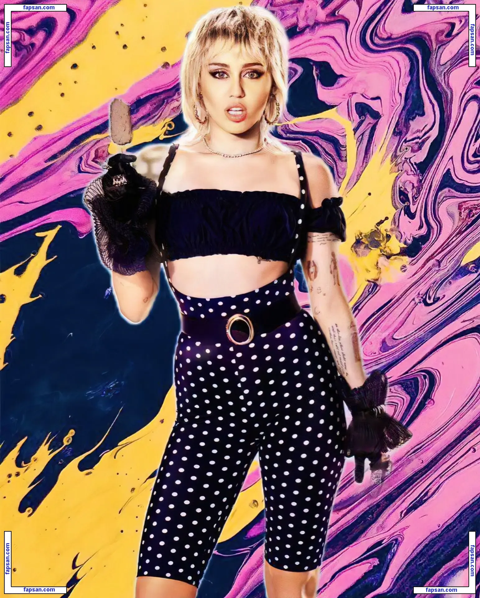 Miley Cyrus nude photo #4549 from OnlyFans