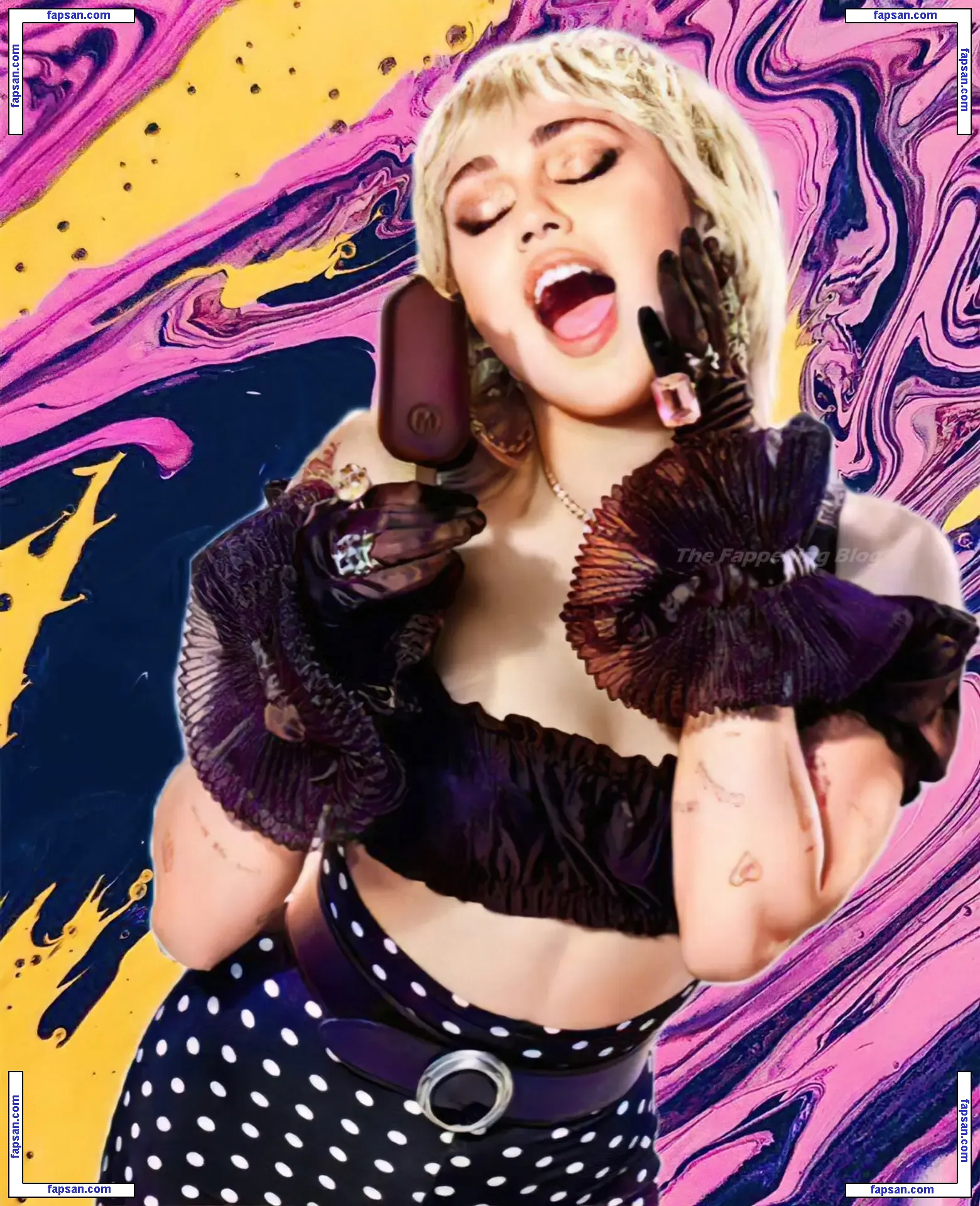 Miley Cyrus nude photo #4550 from OnlyFans