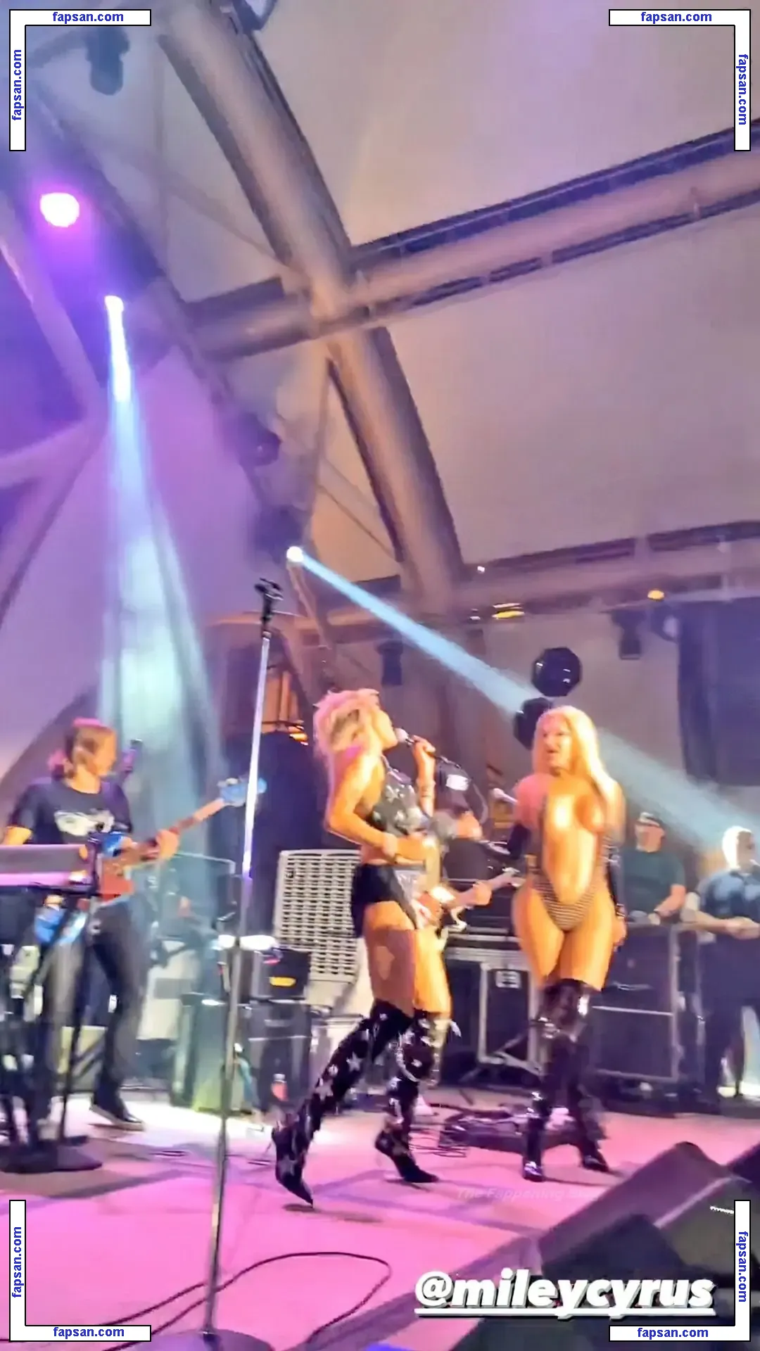 Miley Cyrus nude photo #4574 from OnlyFans