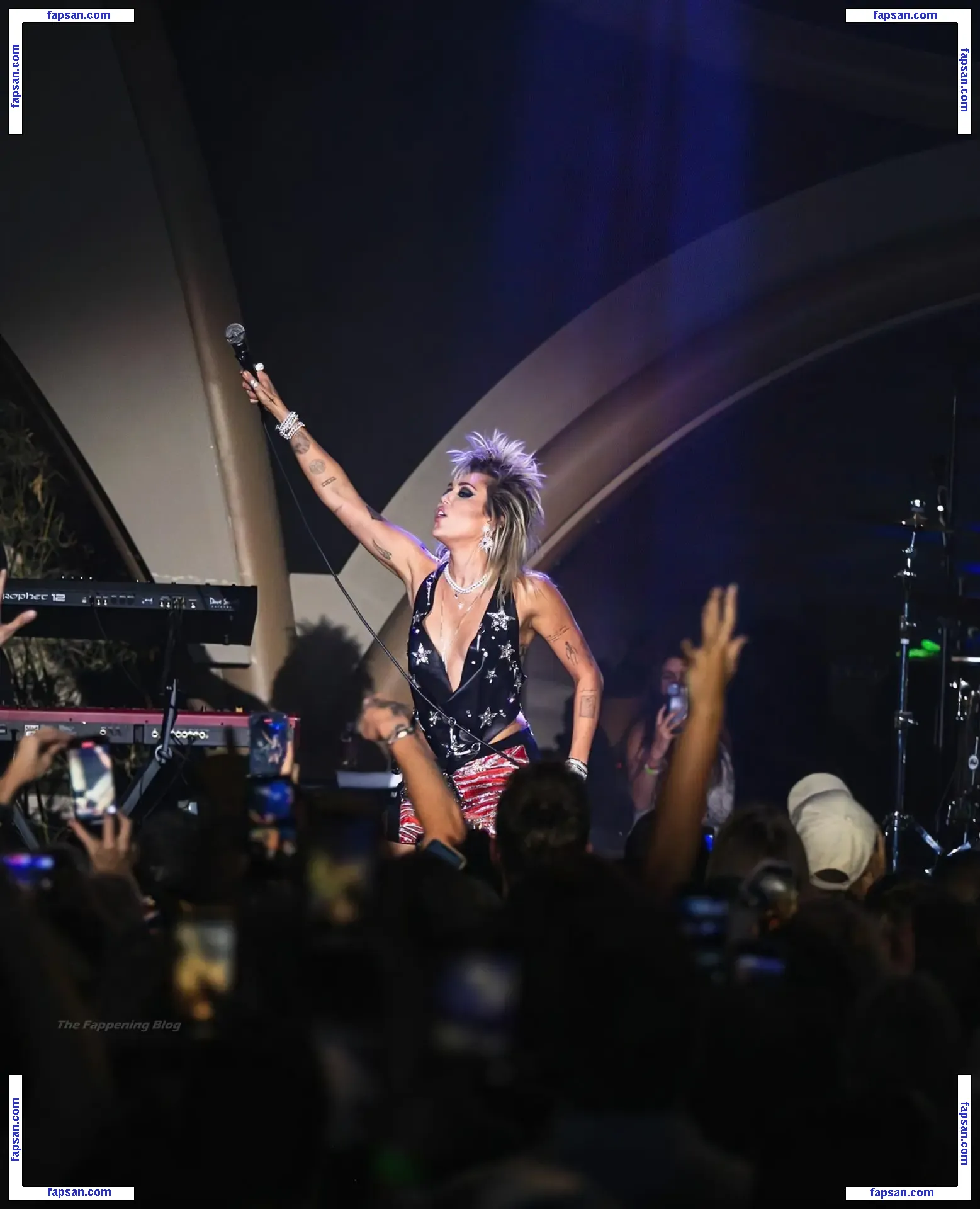 Miley Cyrus nude photo #4606 from OnlyFans