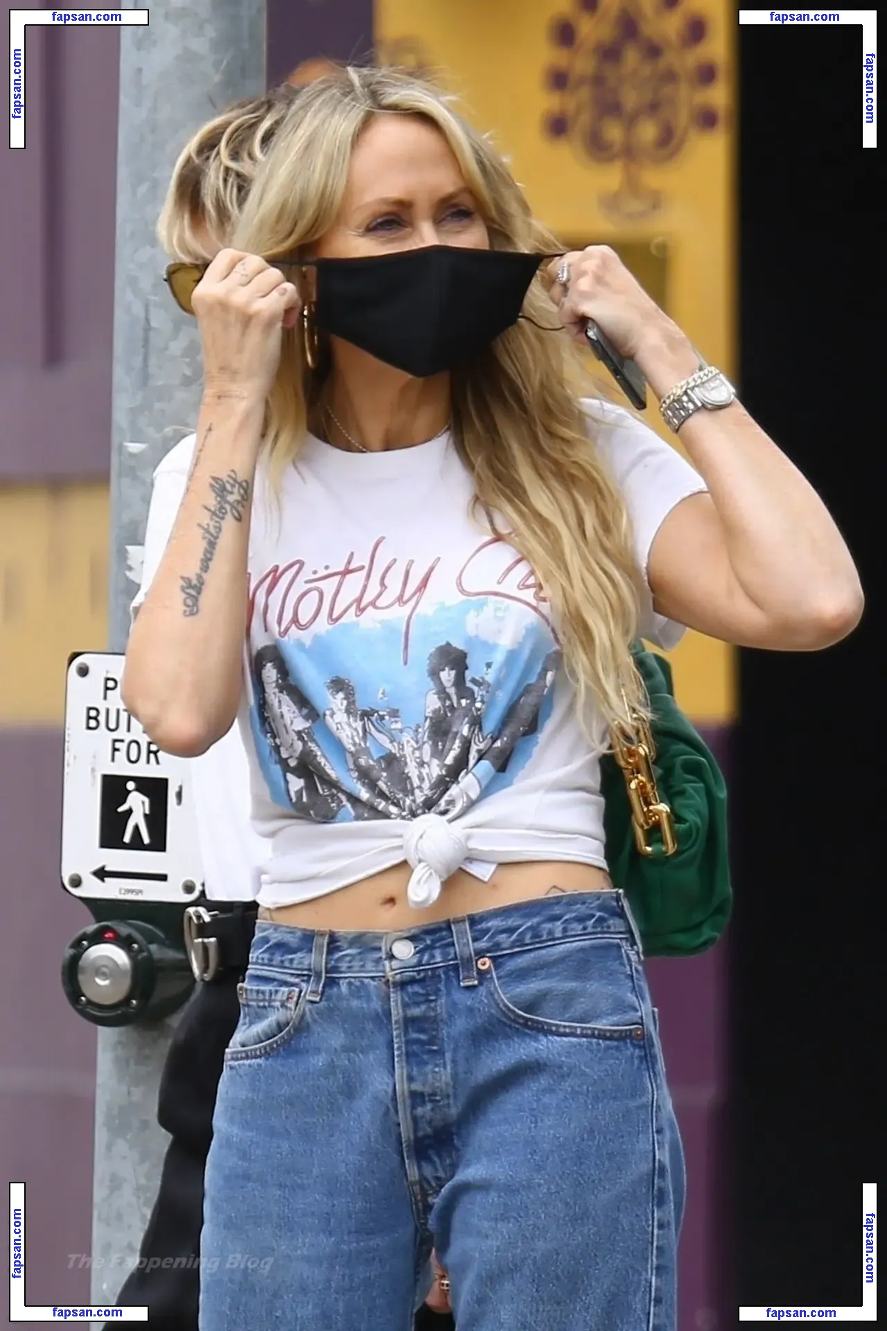 Miley Cyrus nude photo #4693 from OnlyFans