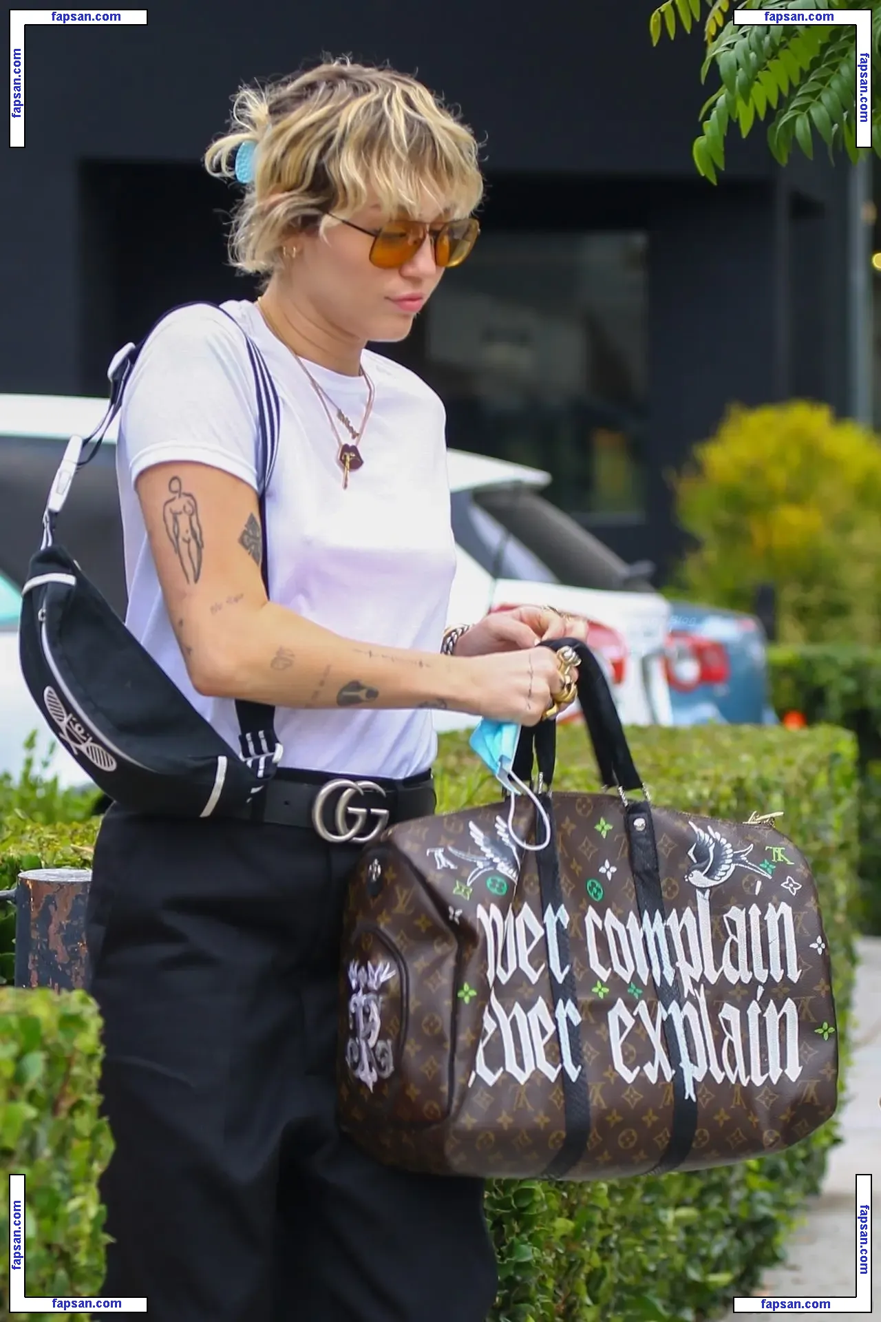 Miley Cyrus nude photo #4704 from OnlyFans