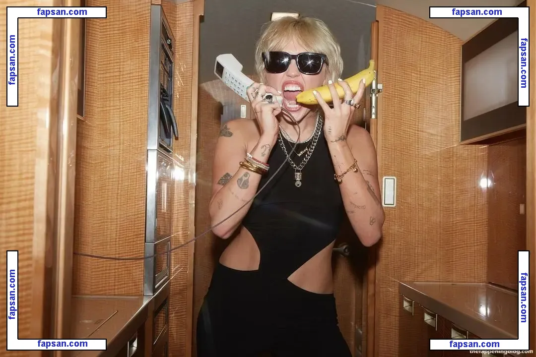 Miley Cyrus nude photo #4723 from OnlyFans