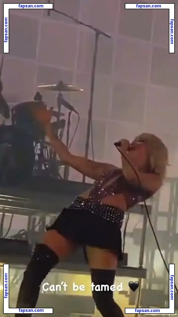 Miley Cyrus nude photo #4744 from OnlyFans