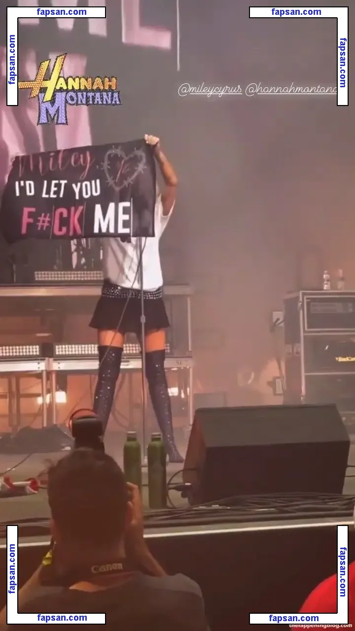 Miley Cyrus nude photo #4750 from OnlyFans