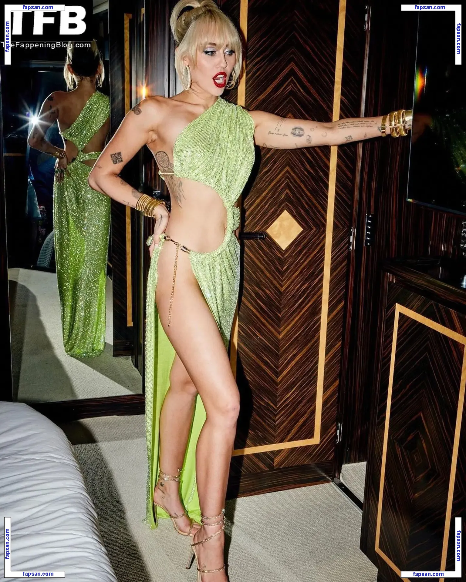 Miley Cyrus nude photo #4871 from OnlyFans