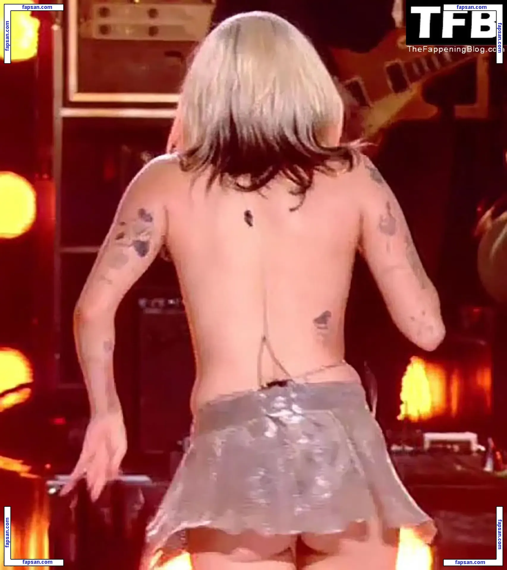 Miley Cyrus nude photo #4881 from OnlyFans