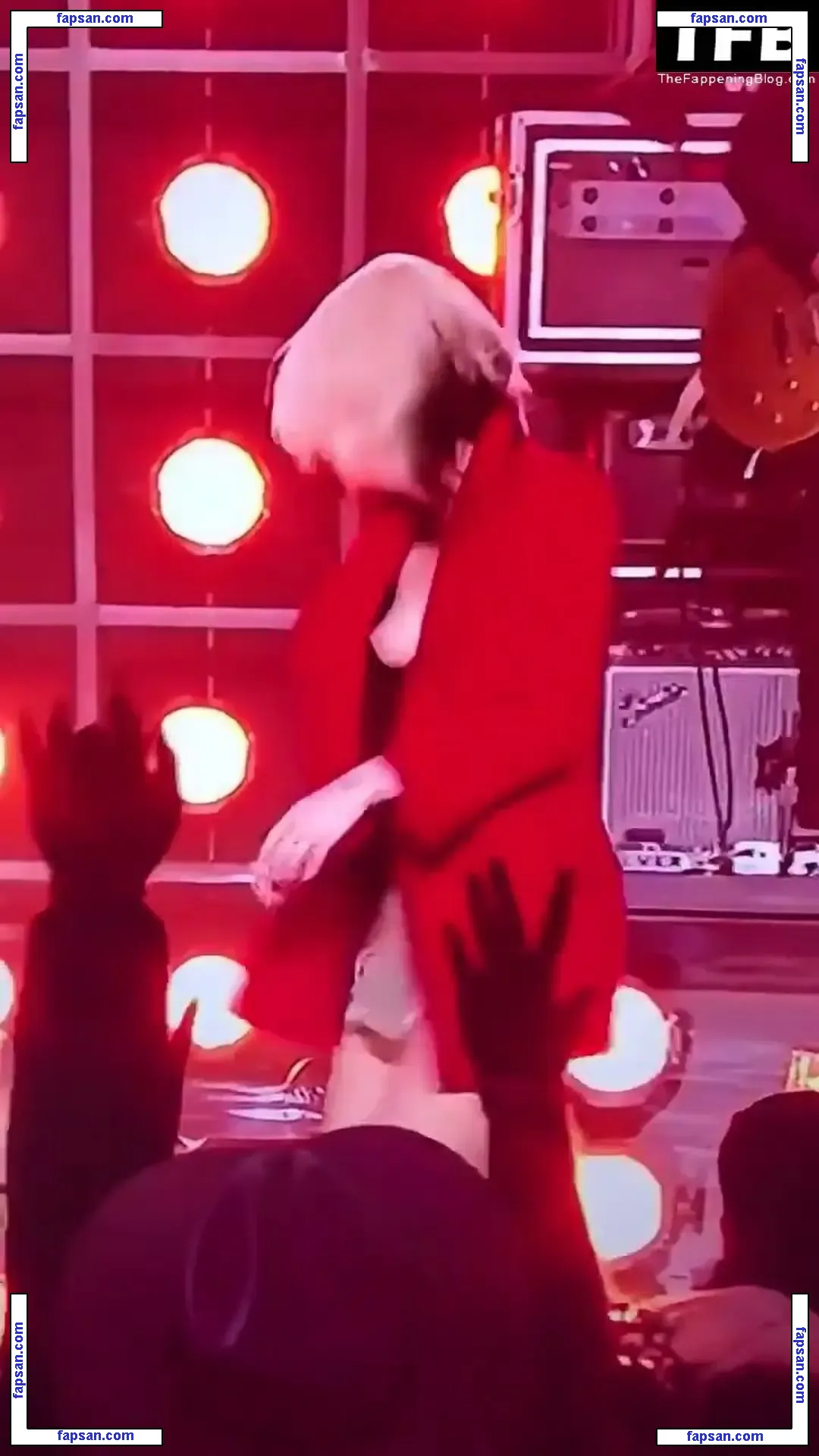 Miley Cyrus nude photo #4992 from OnlyFans