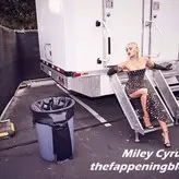 Miley Cyrus nude #4024