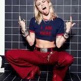Miley Cyrus nude #4272