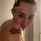 Miley Cyrus nude #4818