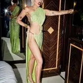 Miley Cyrus nude #4871