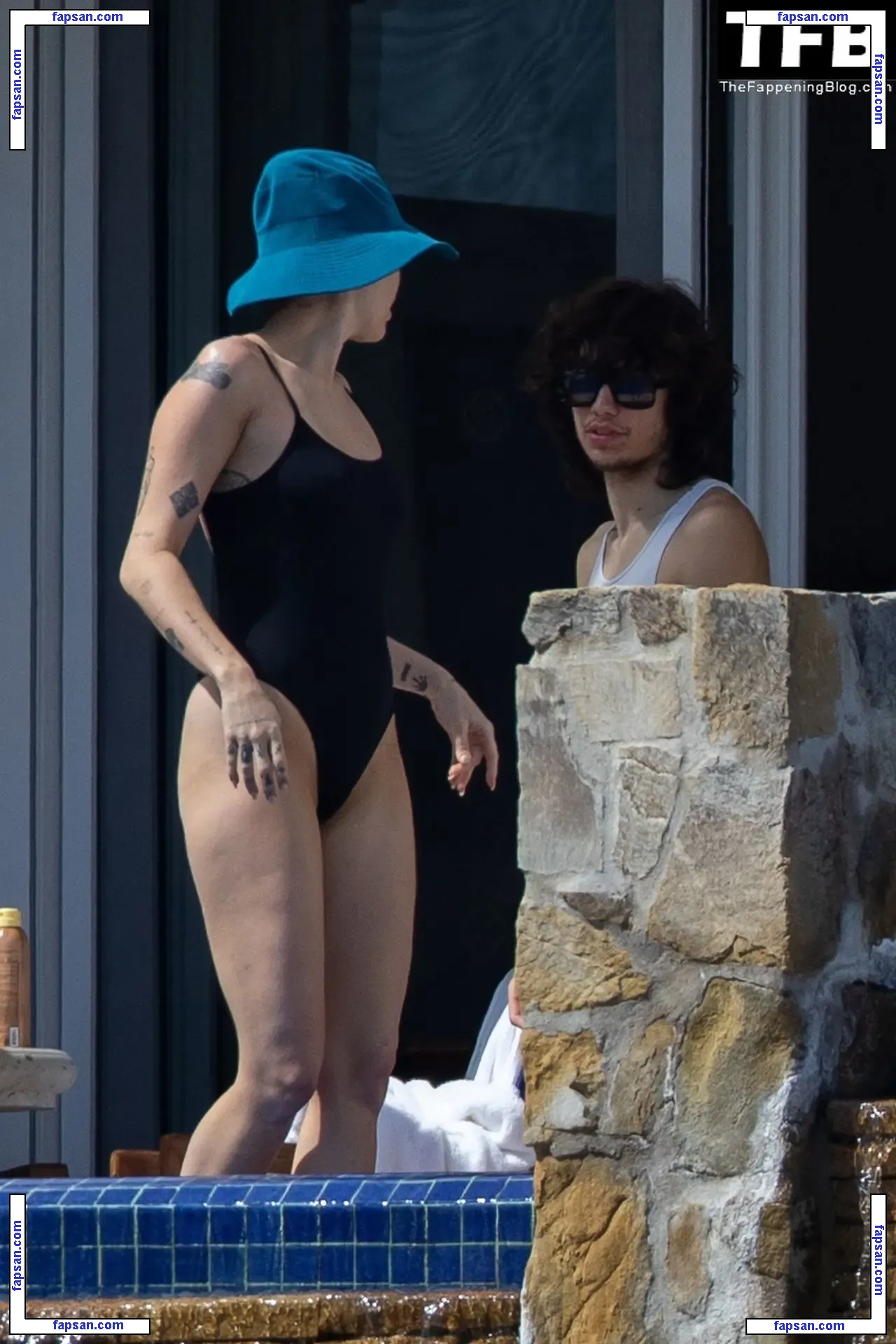 Miley Cyrus nude photo #5079 from OnlyFans