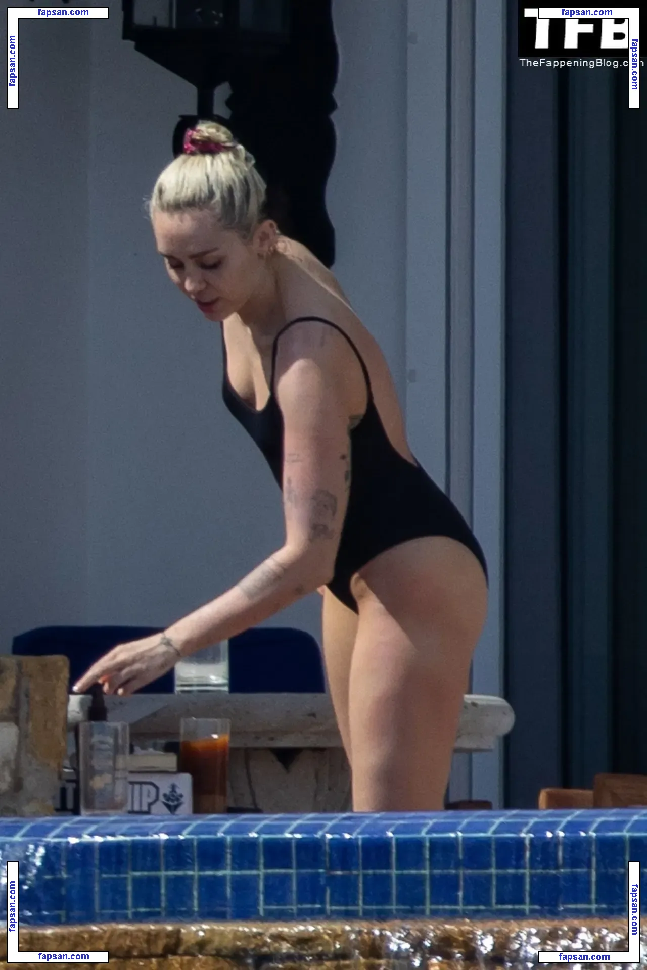Miley Cyrus nude photo #5089 from OnlyFans