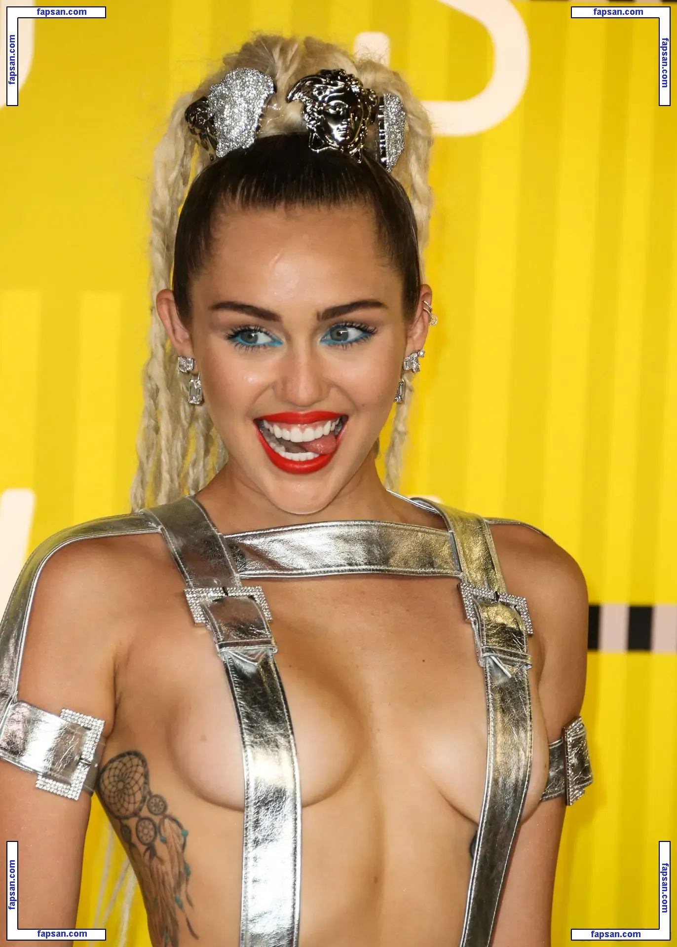 Miley Cyrus nude photo #5381 from OnlyFans