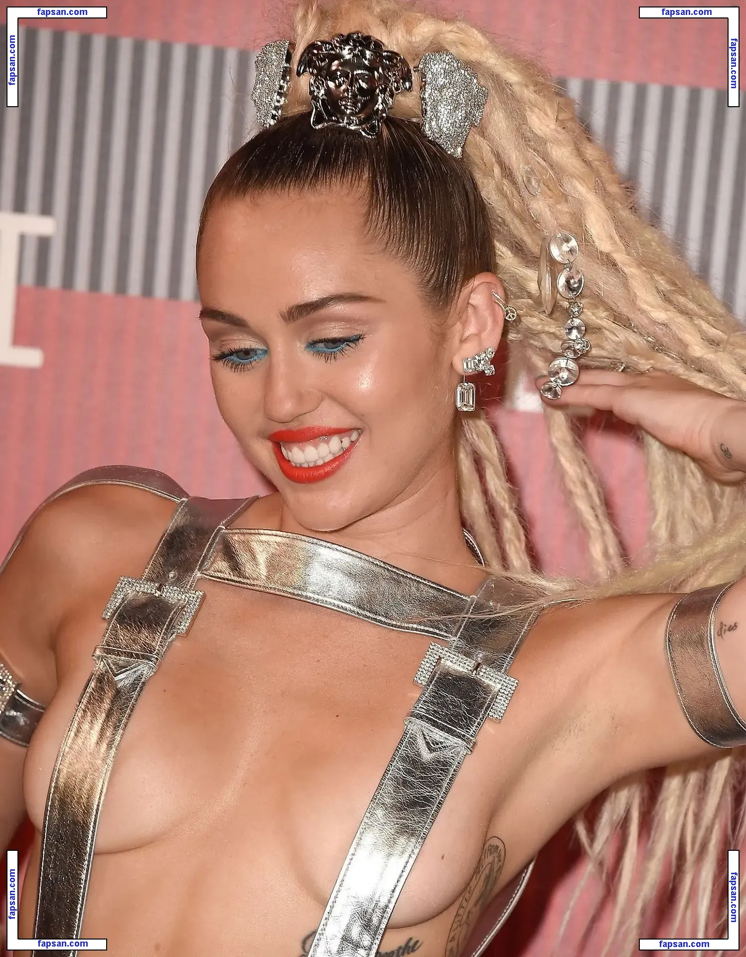 Miley Cyrus nude photo #5408 from OnlyFans