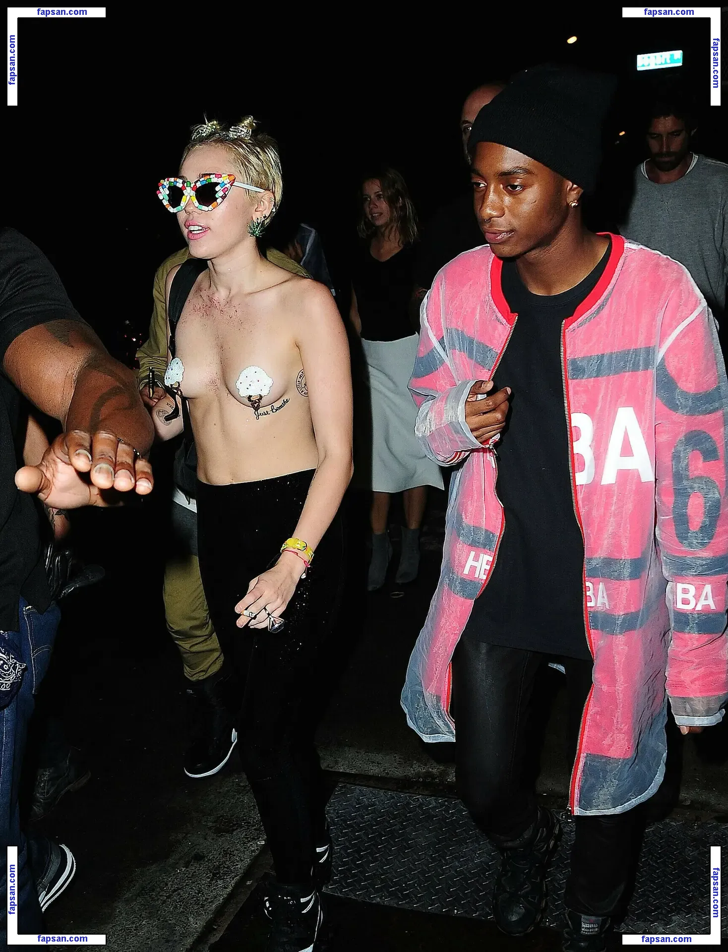 Miley Cyrus nude photo #5552 from OnlyFans